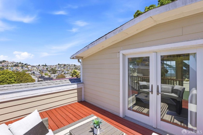 Nestled in the heart of coveted Noe Valley, this charming - photo 35