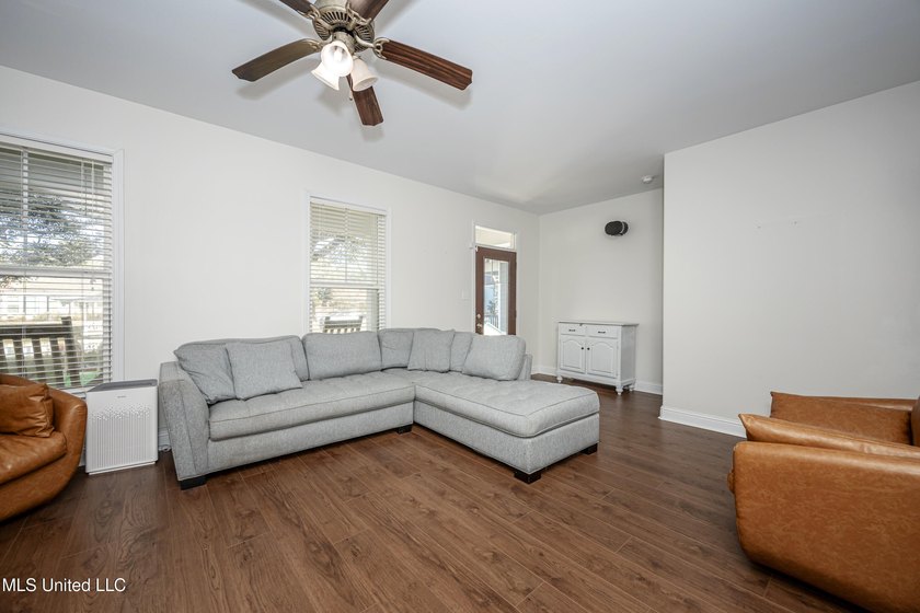 Located within the Ocean Springs Golf Cart District, this - photo 42