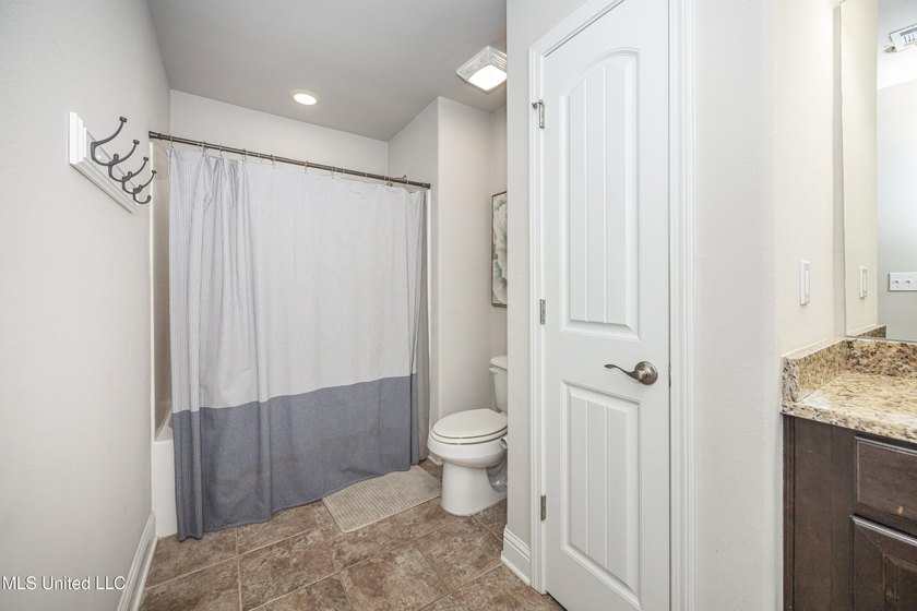 Located within the Ocean Springs Golf Cart District, this - photo 48
