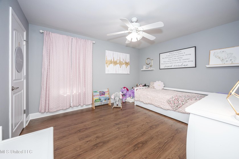 Located within the Ocean Springs Golf Cart District, this - photo 51