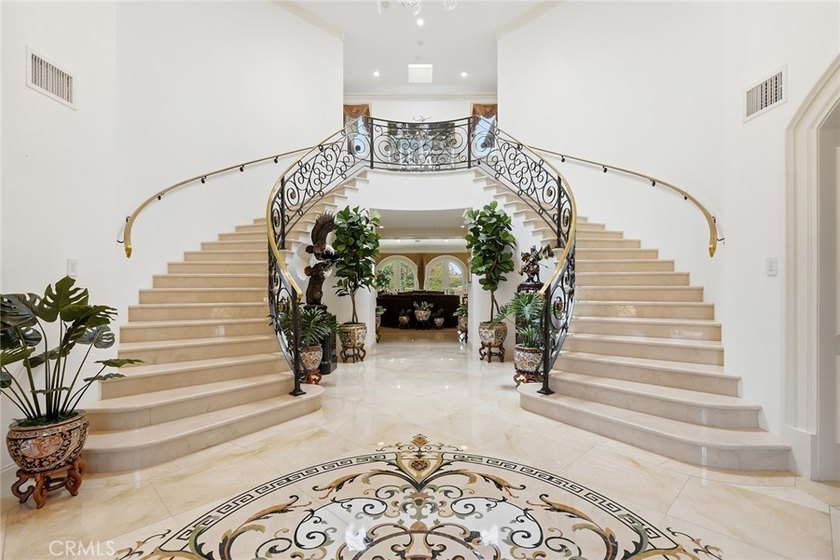This ultra-private, gated custom estate offers a rare - photo 13