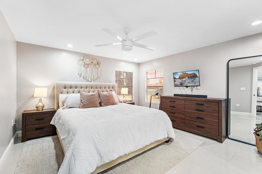 This beautifully remodeled 3-bedroom, 2-bathroom home offers - photo 19