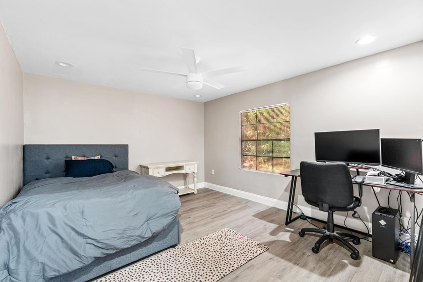 This beautifully remodeled 3-bedroom, 2-bathroom home offers - photo 26