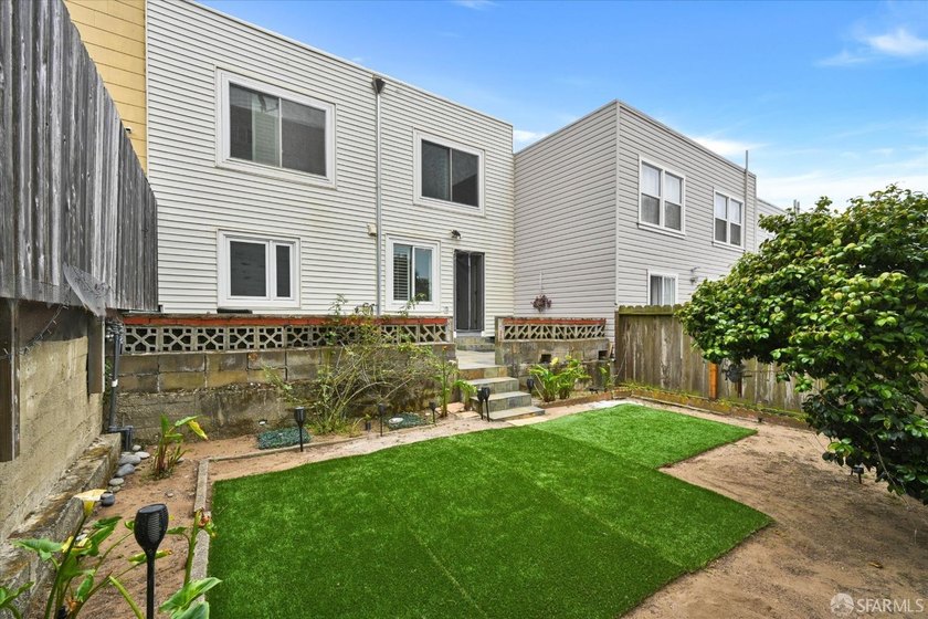 Welcome to this well-maintained 3-bedroom, 2-bath home in San - photo 9