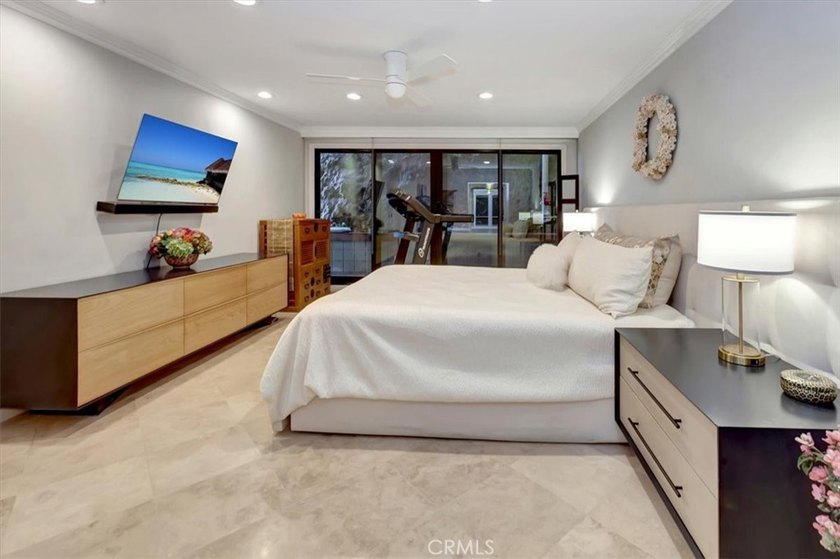Exceptional Coastal Sanctuary! Unparalleled serenity awaits the - photo 29