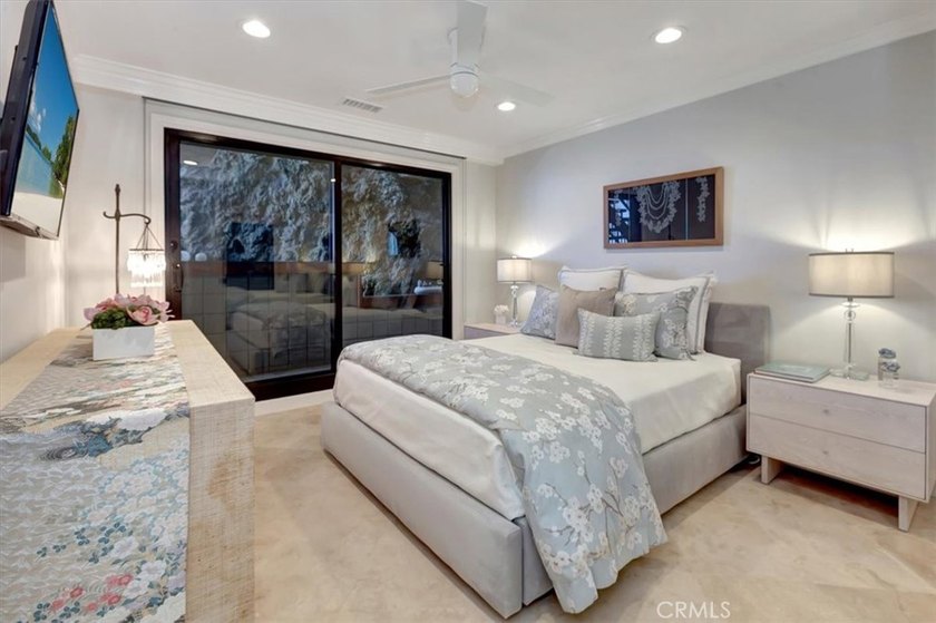 Exceptional Coastal Sanctuary! Unparalleled serenity awaits the - photo 33