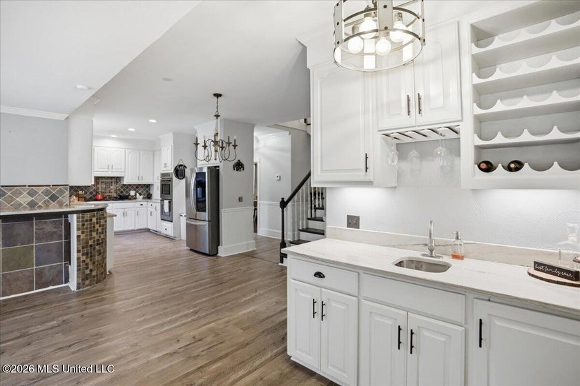 Welcome to 104 Quail Hollow Place--an incredible opportunity to - photo 11