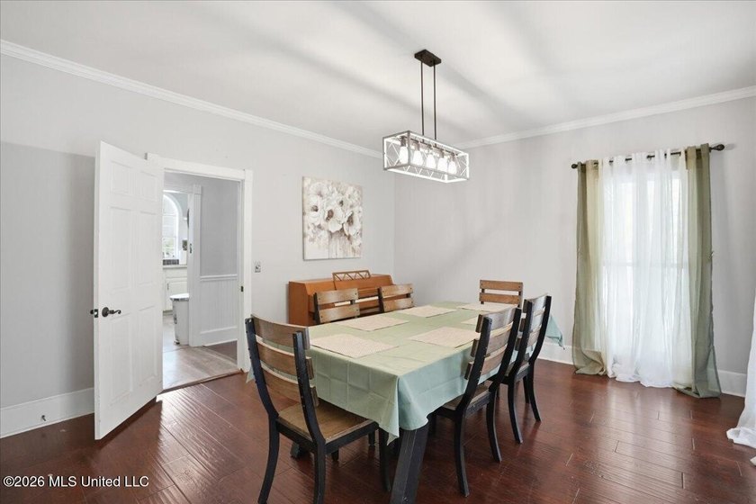 Welcome to 104 Quail Hollow Place--an incredible opportunity to - photo 19