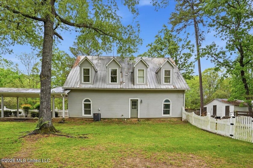 Welcome to 104 Quail Hollow Place--an incredible opportunity to - photo 41