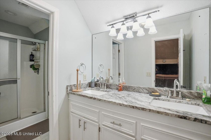 Welcome to 104 Quail Hollow Place--an incredible opportunity to - photo 48