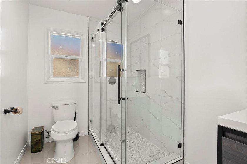 Welcome to your dream home in the heart of Long Beach at 2673 - photo 20