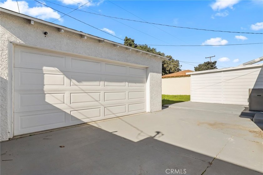 Welcome to your dream home in the heart of Long Beach at 2673 - photo 25