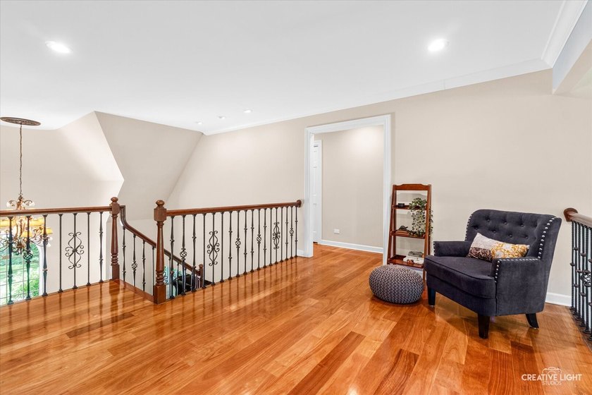 THIS ONE LEAVES A LASTING IMPRESSION! Tucked away at the very - photo 25