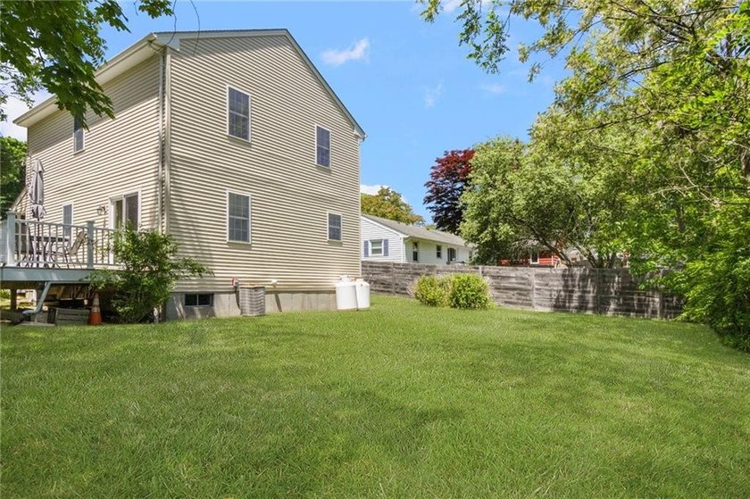 Nestled on a quiet dead-end street in Kingston, this spacious - photo 37