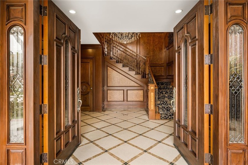 Discover an extraordinary custom-built Naples Island estate - photo 10