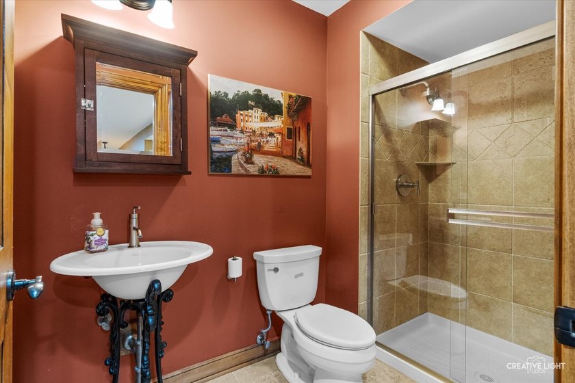 THIS ONE LEAVES A LASTING IMPRESSION! Tucked away at the very - photo 44