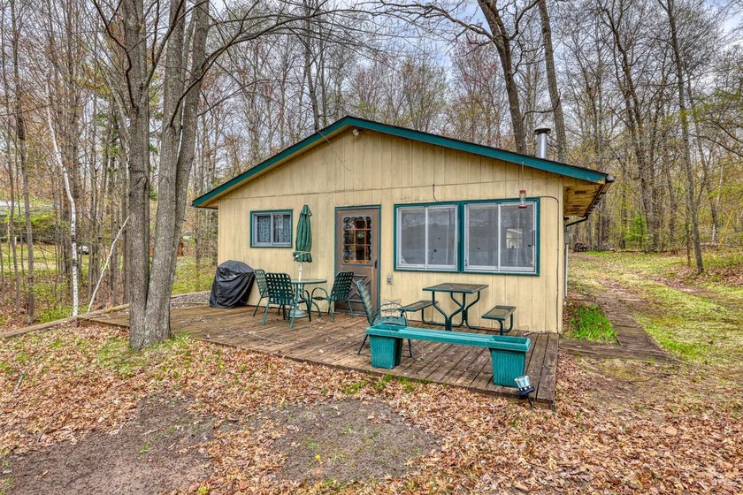Tucked among the trees on the shores of beautiful Ellsworth Lake - photo 26