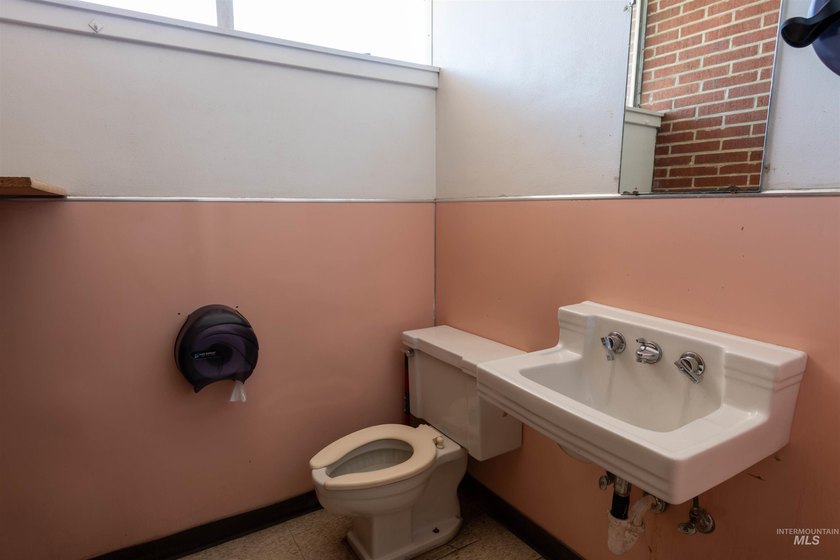 High-Exposure Commercial Property with Multiple Income Streams! - photo 29