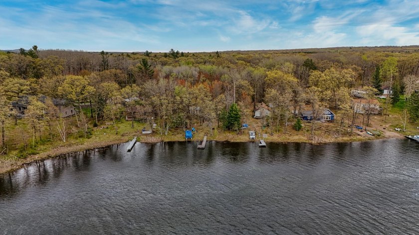 Tucked among the trees on the shores of beautiful Ellsworth Lake - photo 40
