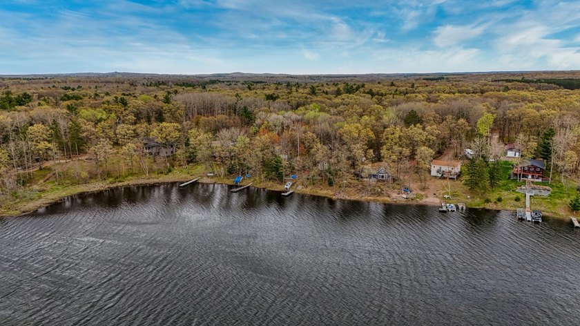 Tucked among the trees on the shores of beautiful Ellsworth Lake - photo 42