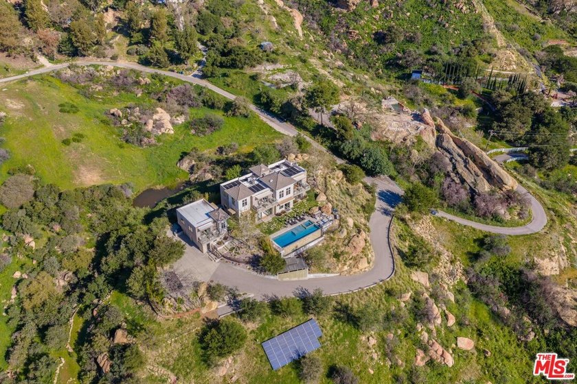 Jaw-dropping ocean views from this architectural masterpiece - photo 41