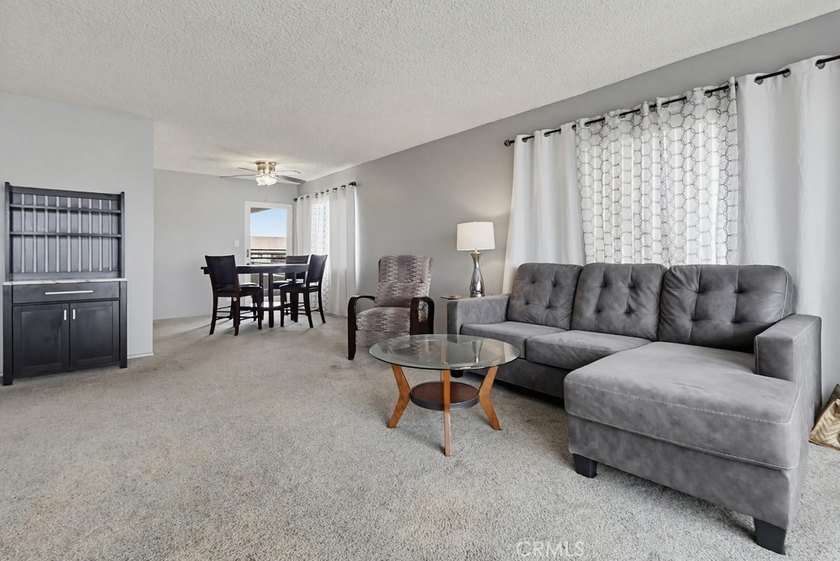 Welcome to coastal living at its finest! This spacious 2 bedroom - photo 3
