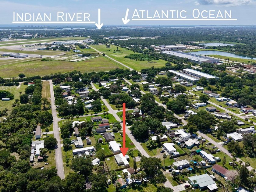 Great opportunity in the community of Green Acres, minutes from - photo 5