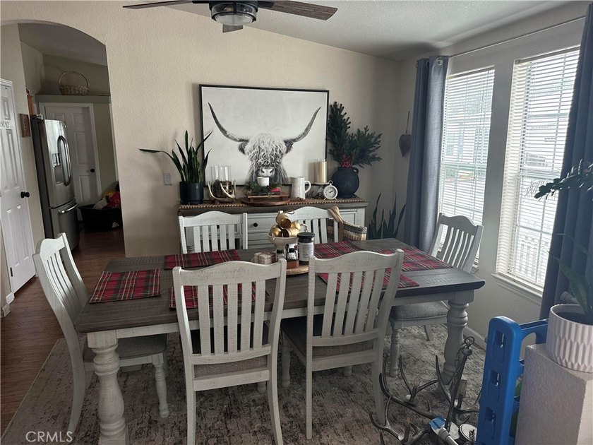 Welcome home to this beautifully maintained 2-bedroom, 2-bath - photo 9