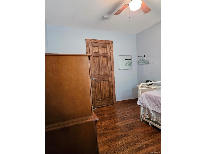 Charming Smallwood cabin offering lake rights and rare extra - photo 13