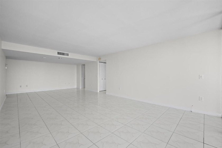 2 bedroom 2 bath condo with views of the Atlantic Ocean - photo 11