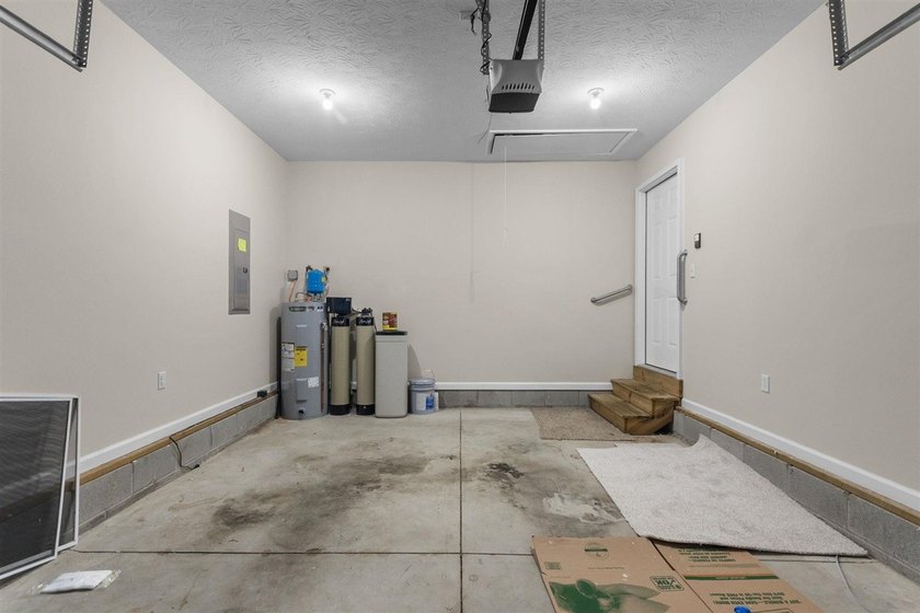 Welcome to 348 Pirates Cove Ln - a recently updated, move-in - photo 24