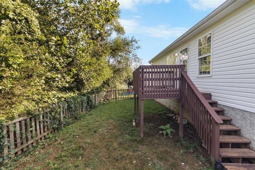 Welcome to 348 Pirates Cove Ln - a recently updated, move-in - photo 28