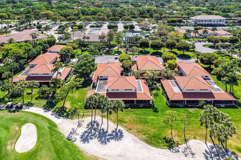 Opportunity awaits in this 1-bedroom, 1.5-bath townhome in the - photo 29