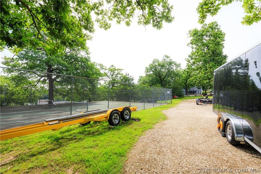 Enjoy effortless lake living in this well-kept, turn-key 1 bed - photo 43