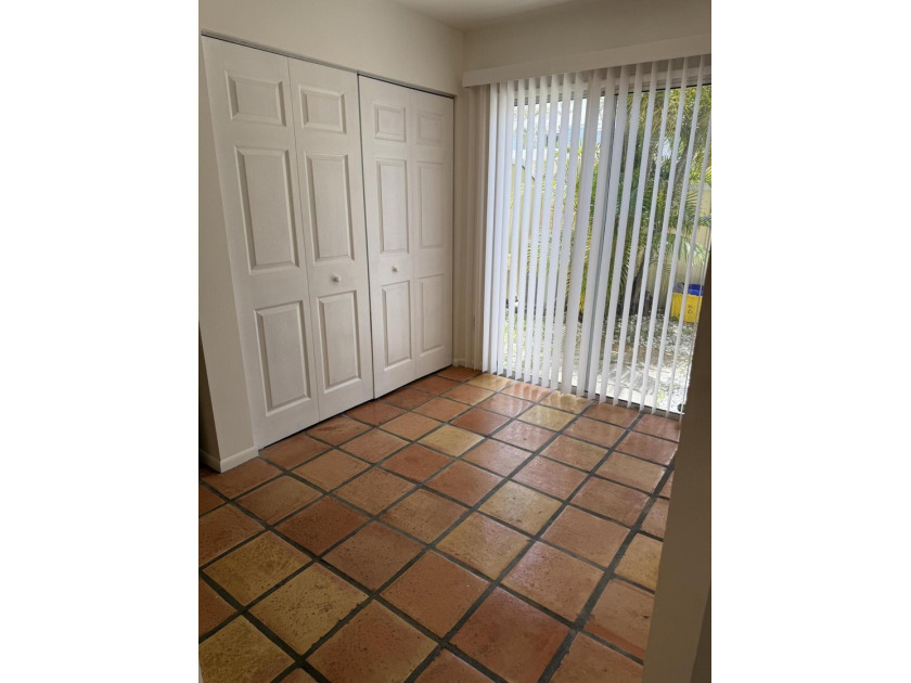 Charming 2BR/2.5BA townhome in the highly sought-after Riverwalk - photo 6