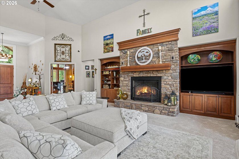Tucked into Oregon City's Stone Creek Golf Course community - photo 7
