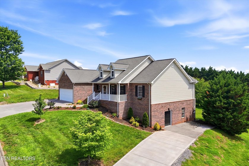 Welcome Covington Place! Conveniently located to Sevierville - photo 4
