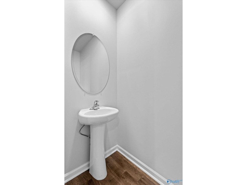 Welcome home this beautifully crafted 4 bedroom, 2.5 bath home - photo 31