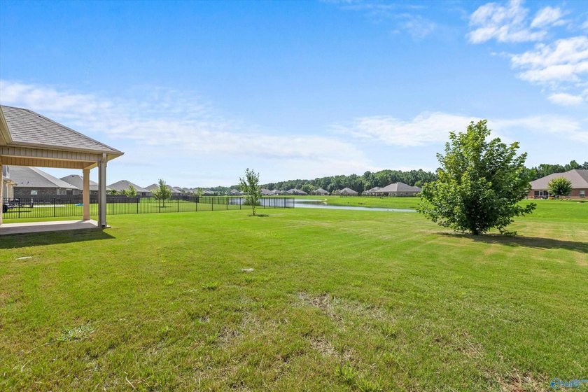 Welcome home this beautifully crafted 4 bedroom, 2.5 bath home - photo 36