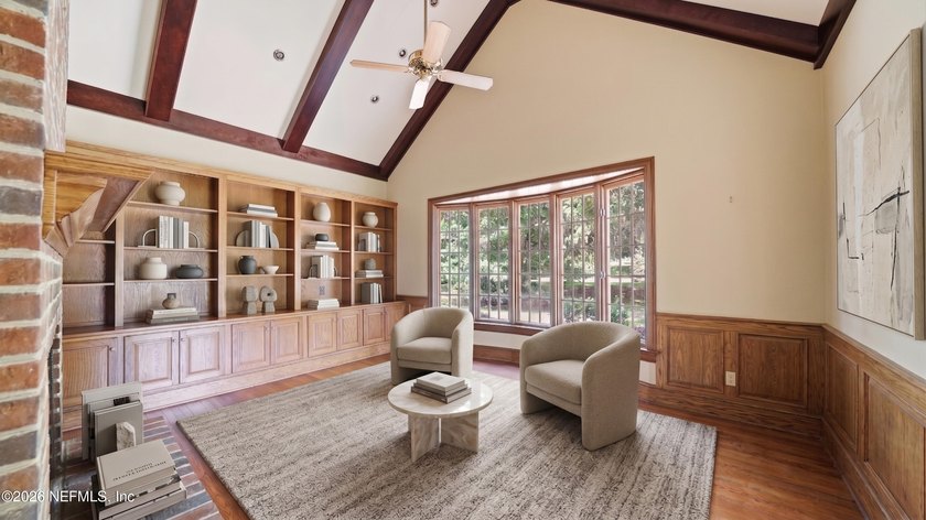 Tucked away on over 2 private acres in the heart of Mandarin - photo 10