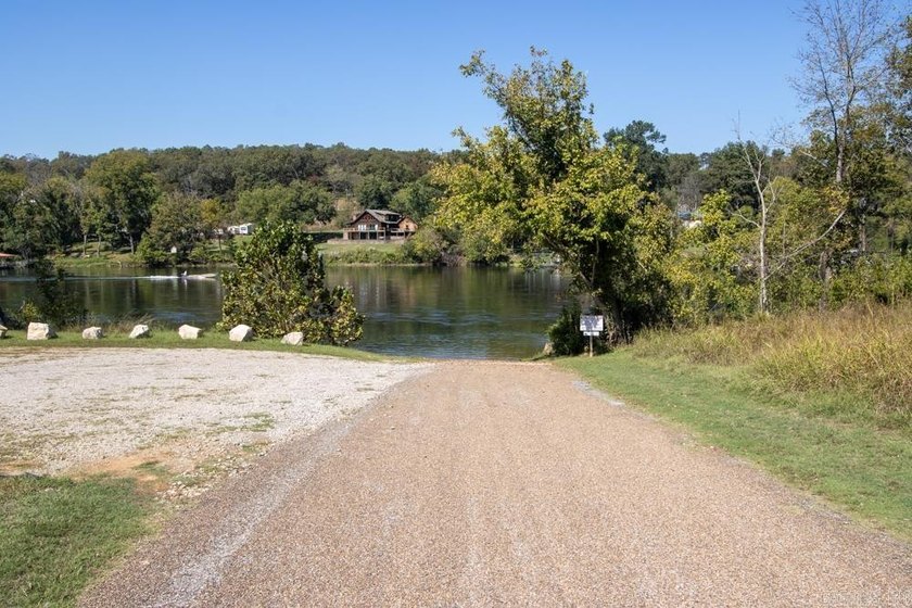 3.9 Acres Overlooking the White River - Mountain Home, AR This 3 - photo 10