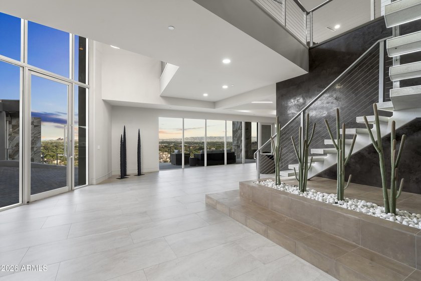 HIGH-DESERT - NEW BUILD - BIG-CITY VIEWS - PARADISE RESERVE - photo 7