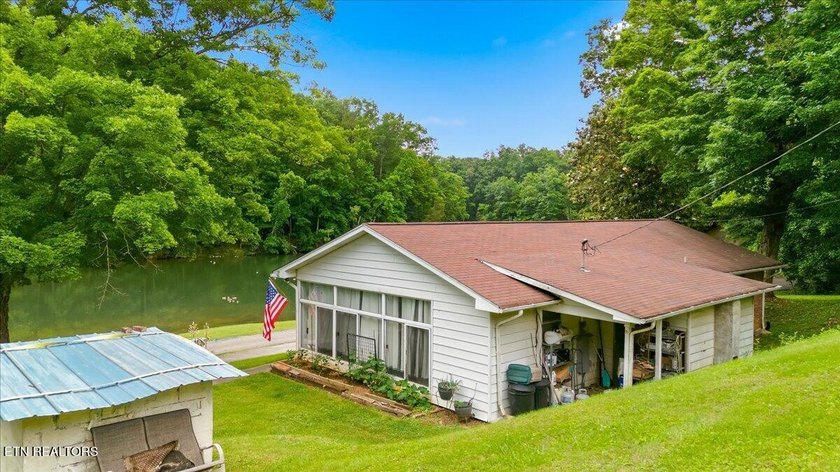 Hardin Valley Retreat with Lake Views &amp; Endless possibilities - photo 8