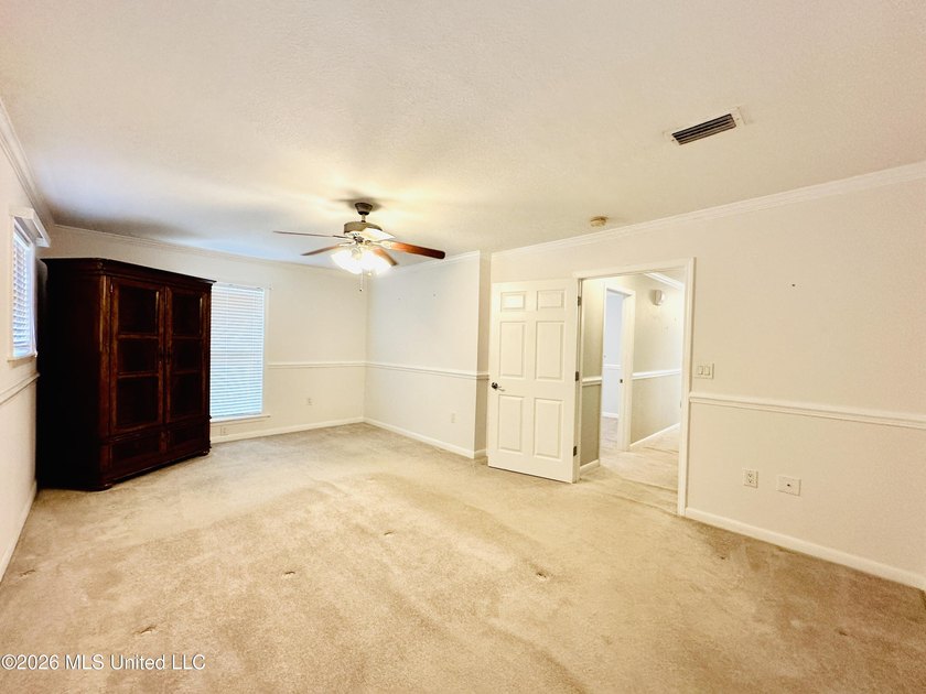 $15,000. in BUYER INCENTIVES. Nice, well-maintained one-story - photo 10