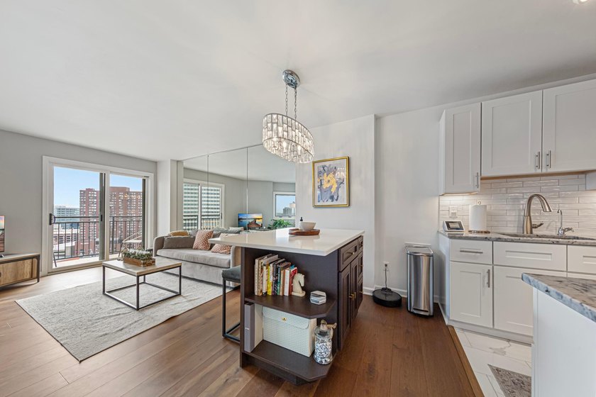 Welcome to effortless city living in Loring Park. This - photo 15