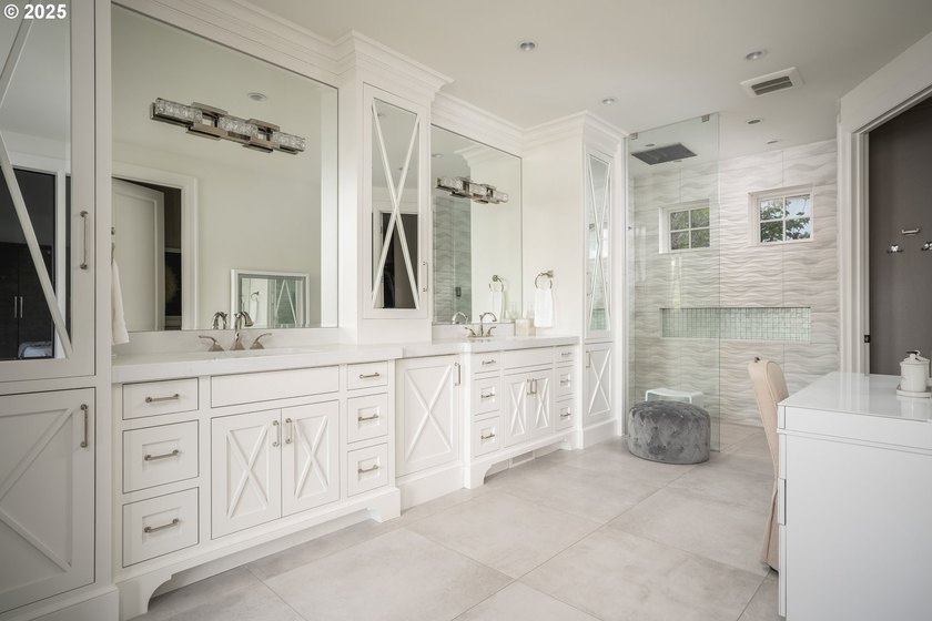 Rare Lake Oswego riverfront legacy estate offering more than one - photo 20