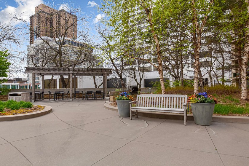 Welcome to effortless city living in Loring Park. This - photo 38
