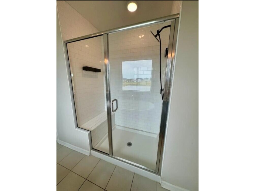 Welcome to 445 Navona Dr, where space, style, and everyday - photo 14