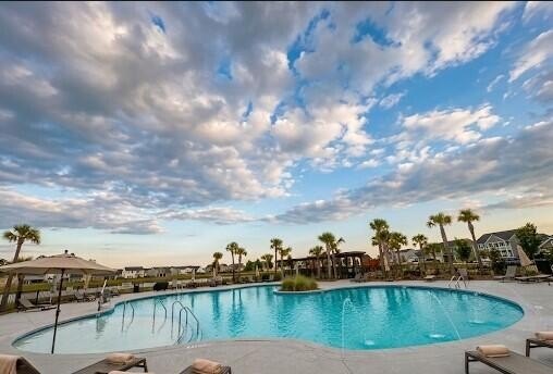 Welcome to 445 Navona Dr, where space, style, and everyday - photo 25