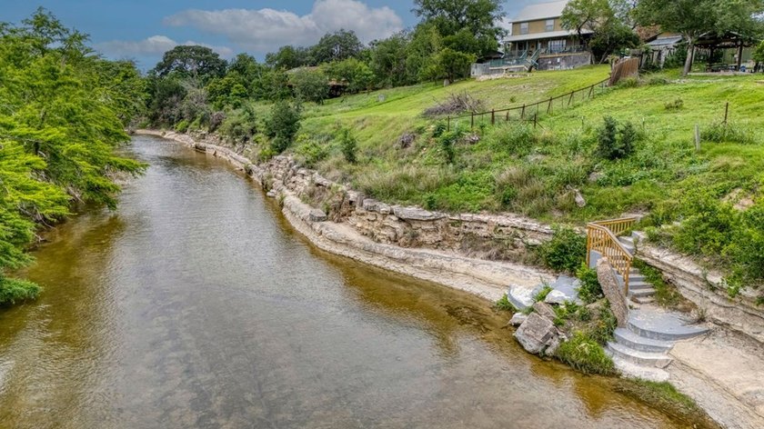 **This home DID NOT FLOOD during 2025 Flood! Welcome to the - photo 45